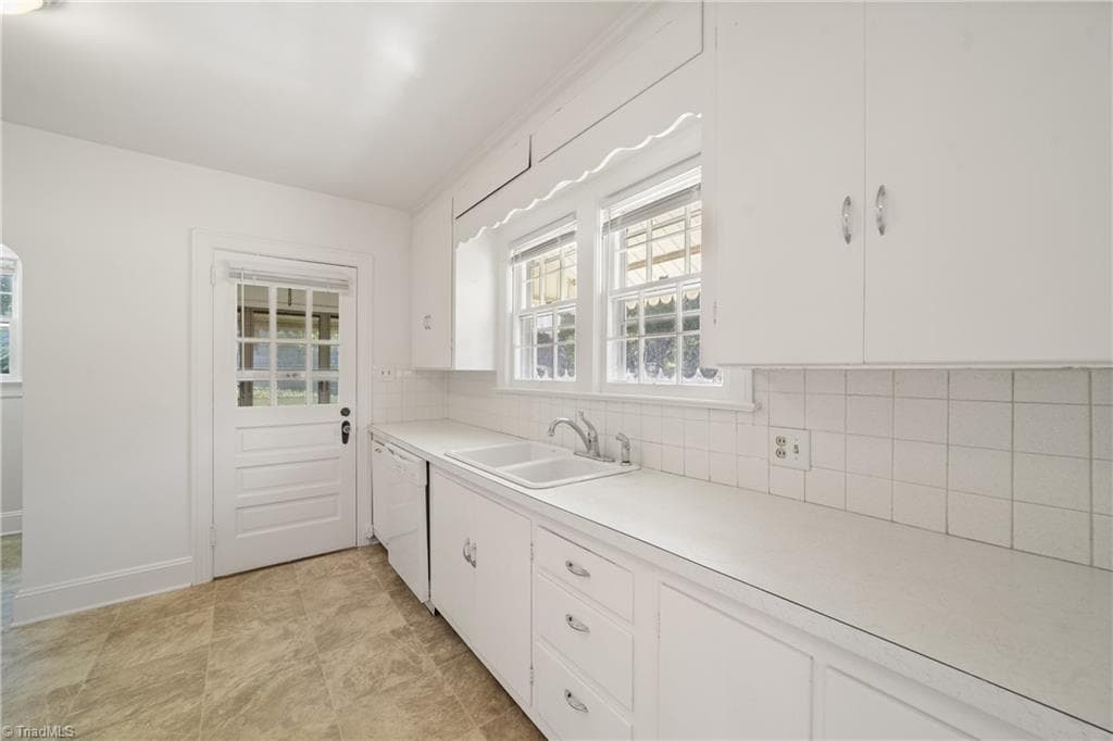 Stick/Site Built at 2539 Polo Road, Winston-Salem NC 27106, Winston-Salem, photo 12 of 28