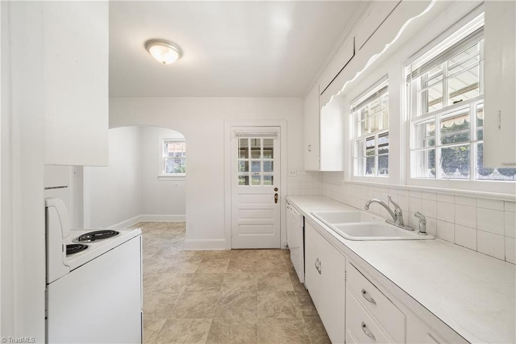 Stick/Site Built at 2539 Polo Road, Winston-Salem NC 27106, Winston-Salem, photo 10 of 28