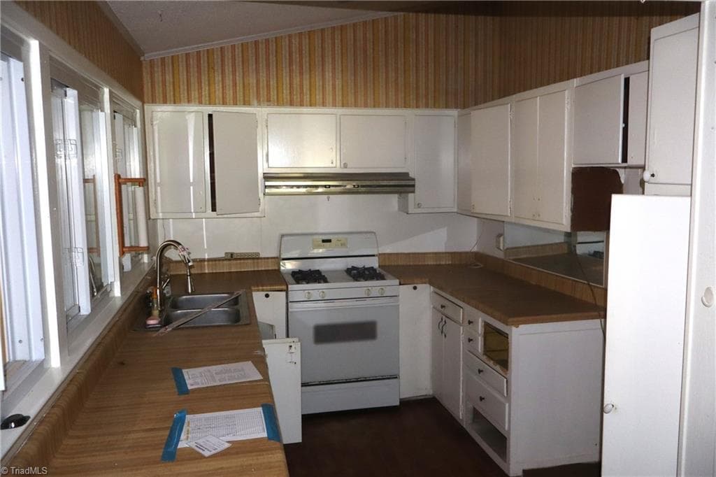 Stick/Site Built at 3102 Orange Street, Greensboro NC 27405, Greensboro, photo 5 of 7