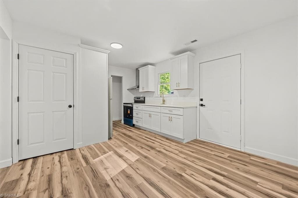 Stick/Site Built at 610 Chandler Street, Winston-Salem NC 27101, Winston-Salem, photo 6 of 28