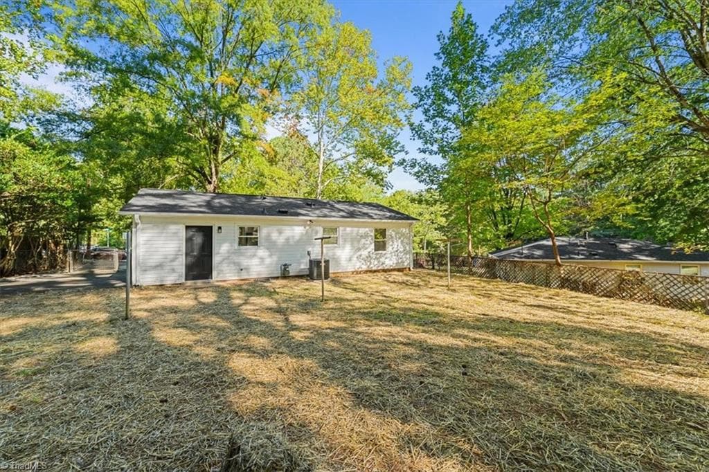 Stick/Site Built at 610 Chandler Street, Winston-Salem NC 27101, Winston-Salem, photo 5 of 28