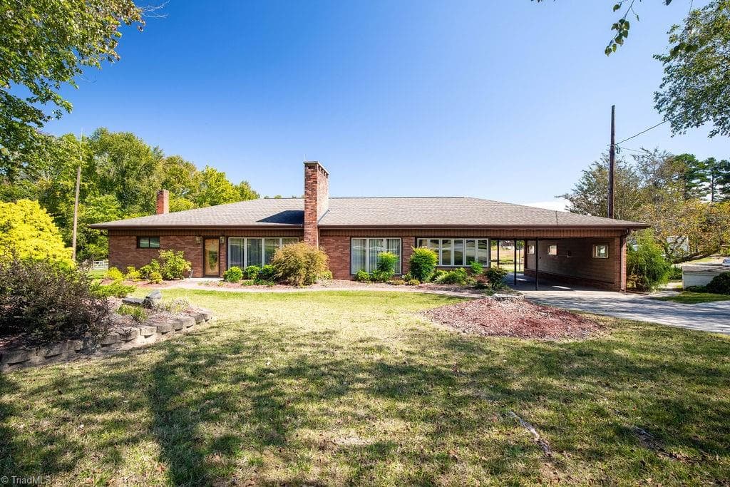 5748 Tom Hill Road, Archdale NC 27263