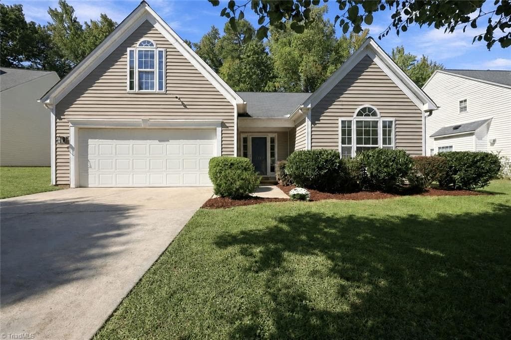 3339 Cherrybrook Drive, Jamestown NC 27282