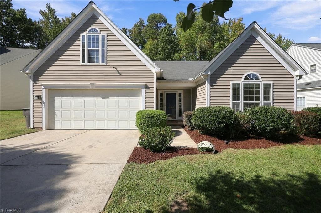 3339 Cherrybrook Drive, Jamestown NC 27282