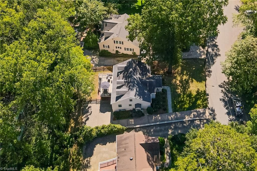 Stick/Site Built at 1711 Meadowbrook Drive, Winston-Salem NC 27104, Winston-Salem, photo 34 of 43