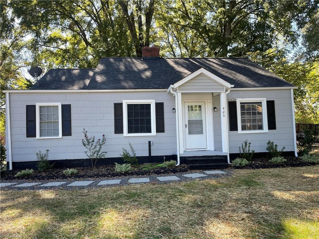 Stick/Site Built at 425 Moir Street, Eden NC 27288, photo 2 of 22