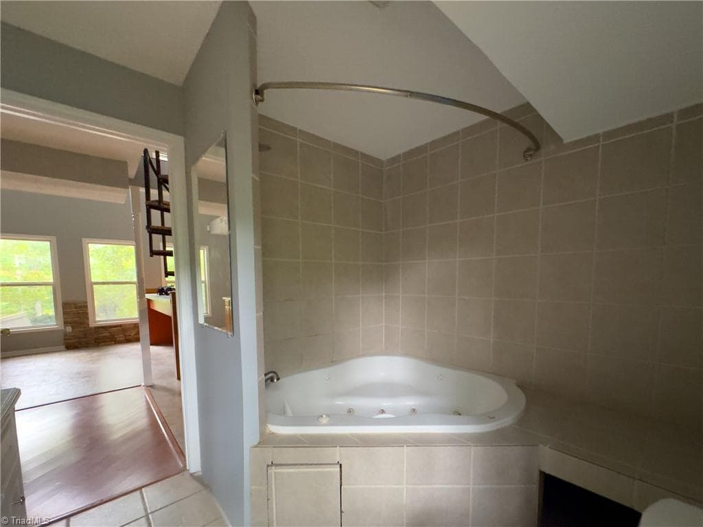Stick/Site Built at 204 & 208 Horseshoe Bend, Winston-Salem NC 27101, Winston-Salem, photo 26 of 41