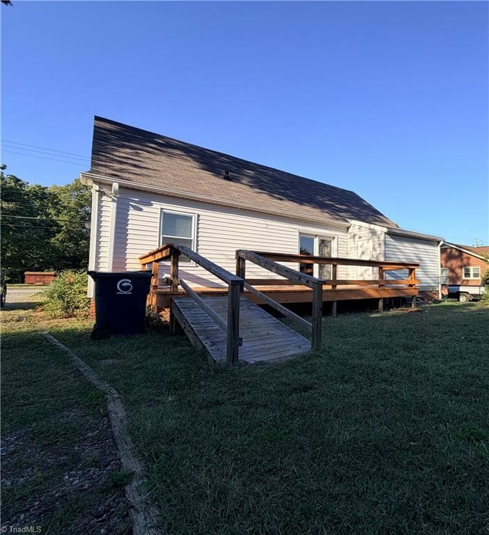 Stick/Site Built at 2019 W Vandalia Road, Greensboro NC 27407, Greensboro, photo 8 of 9