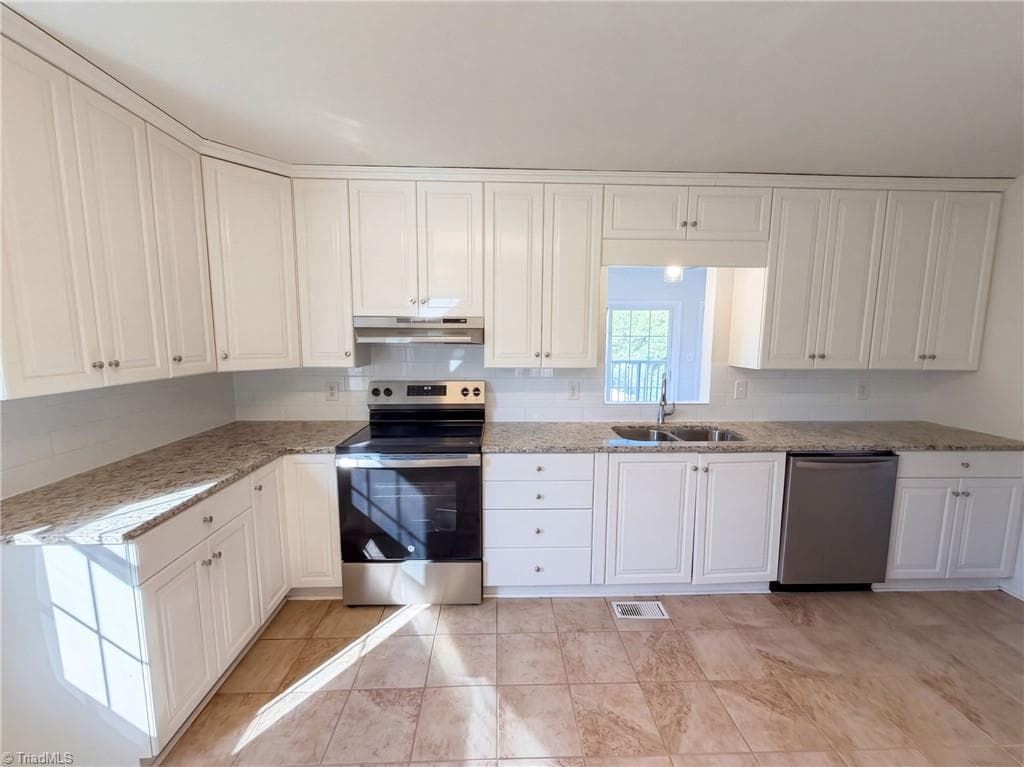 Stick/Site Built at 1410 Sumner Road, Thomasville NC 27360, Thomasville, photo 10 of 31