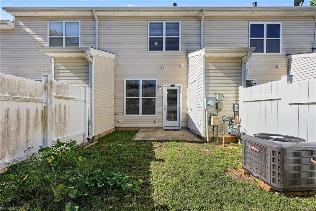 Stick/Site Built at 45 Ledgerstone Lane, Greensboro NC 27407, Greensboro, photo 30 of 33