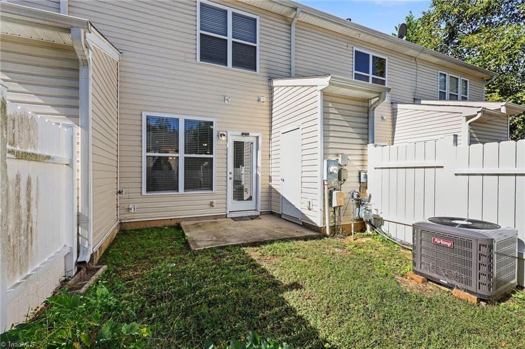 Stick/Site Built at 45 Ledgerstone Lane, Greensboro NC 27407, Greensboro, photo 31 of 33