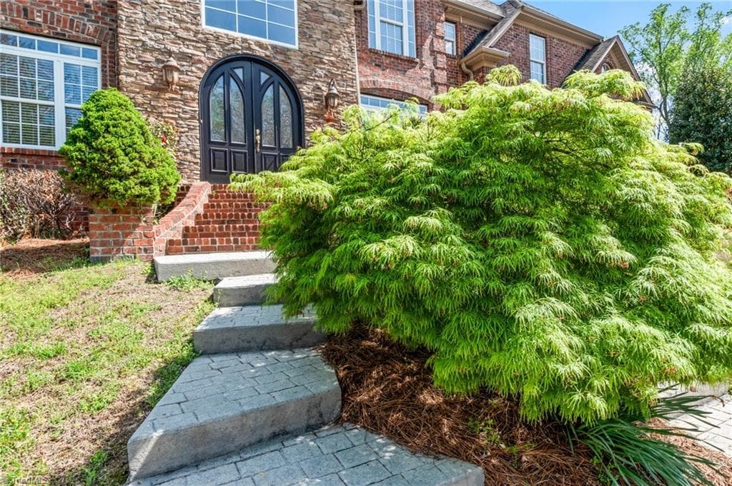 Stick/Site Built at 1391 Somerset Cove Drive, Winston-Salem NC 27103, Winston-Salem, photo 3 of 39