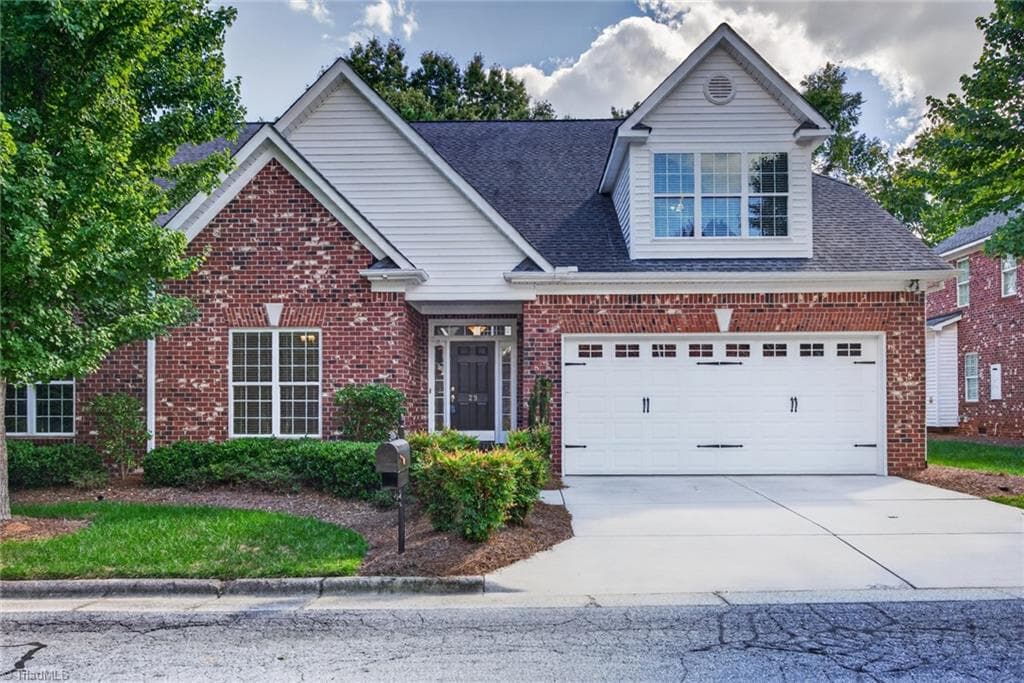 29 HINES PARK Lane, Greensboro NC 27455