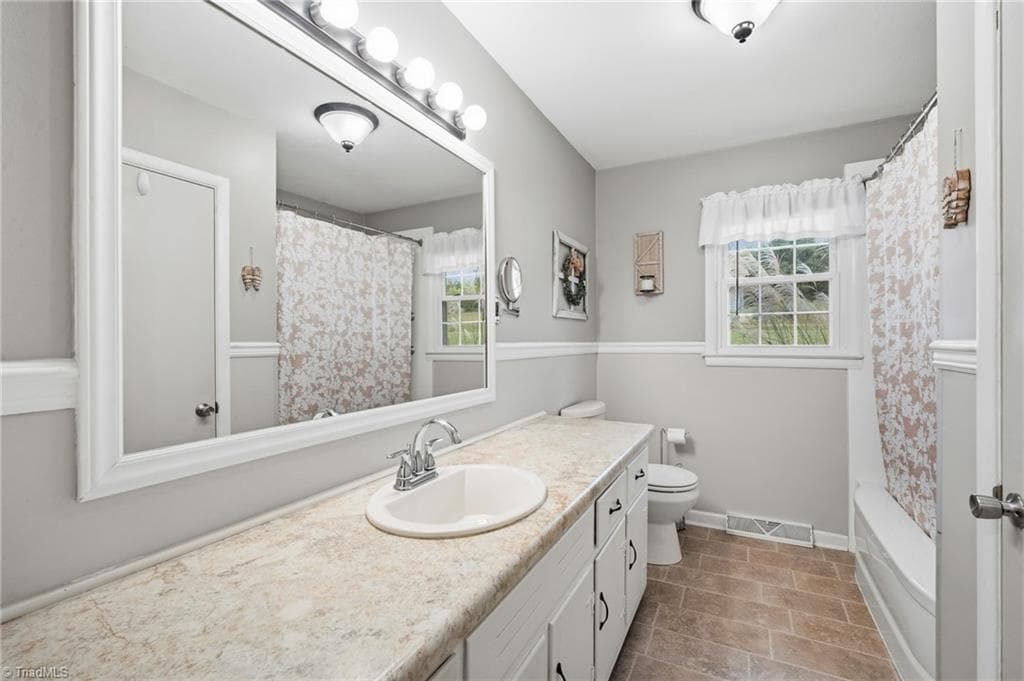 Stick/Site Built at 374 Tom Cook Road, Mount Airy NC 27030, Mount Airy, photo 16 of 39