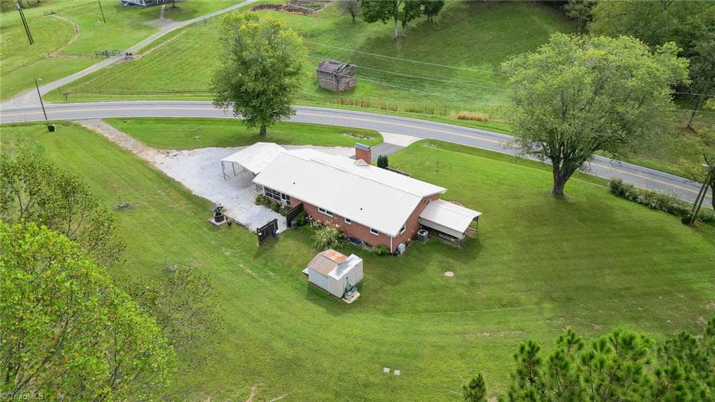 Stick/Site Built at 374 Tom Cook Road, Mount Airy NC 27030, Mount Airy, photo 34 of 39