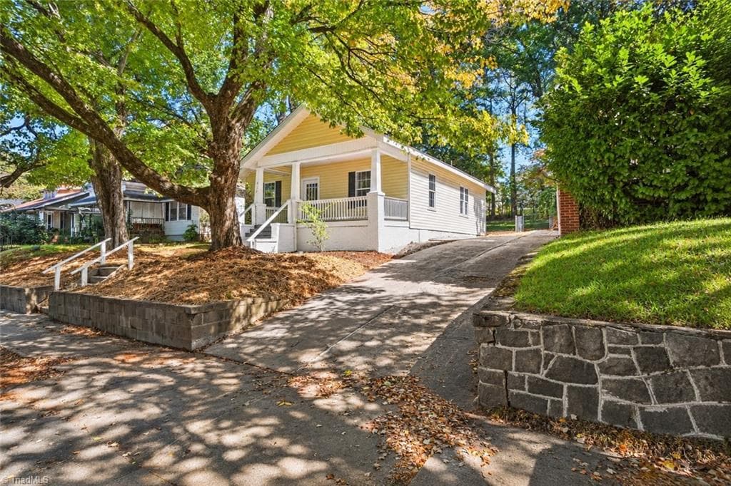 Stick/Site Built at 937 Hutton Street, Winston-Salem NC 27101, Winston-Salem, photo 2 of 33