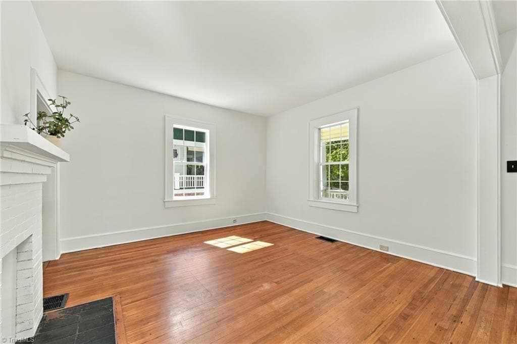 Stick/Site Built at 937 Hutton Street, Winston-Salem NC 27101, Winston-Salem, photo 6 of 33