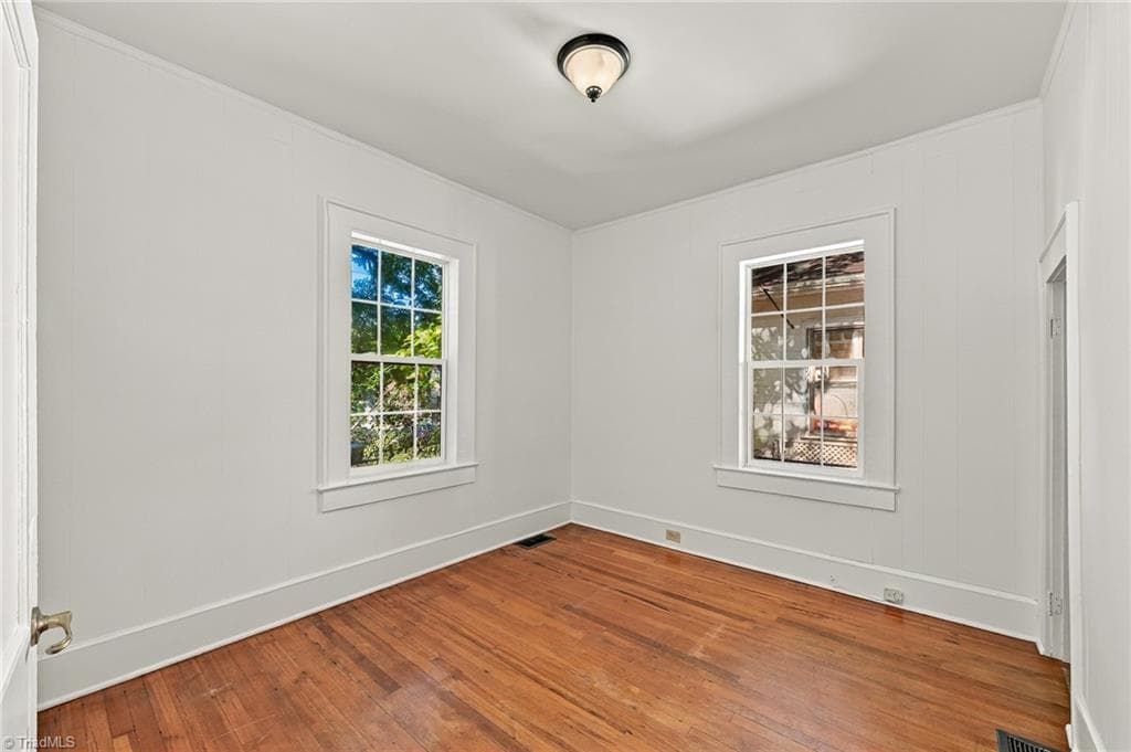 Stick/Site Built at 937 Hutton Street, Winston-Salem NC 27101, Winston-Salem, photo 11 of 33