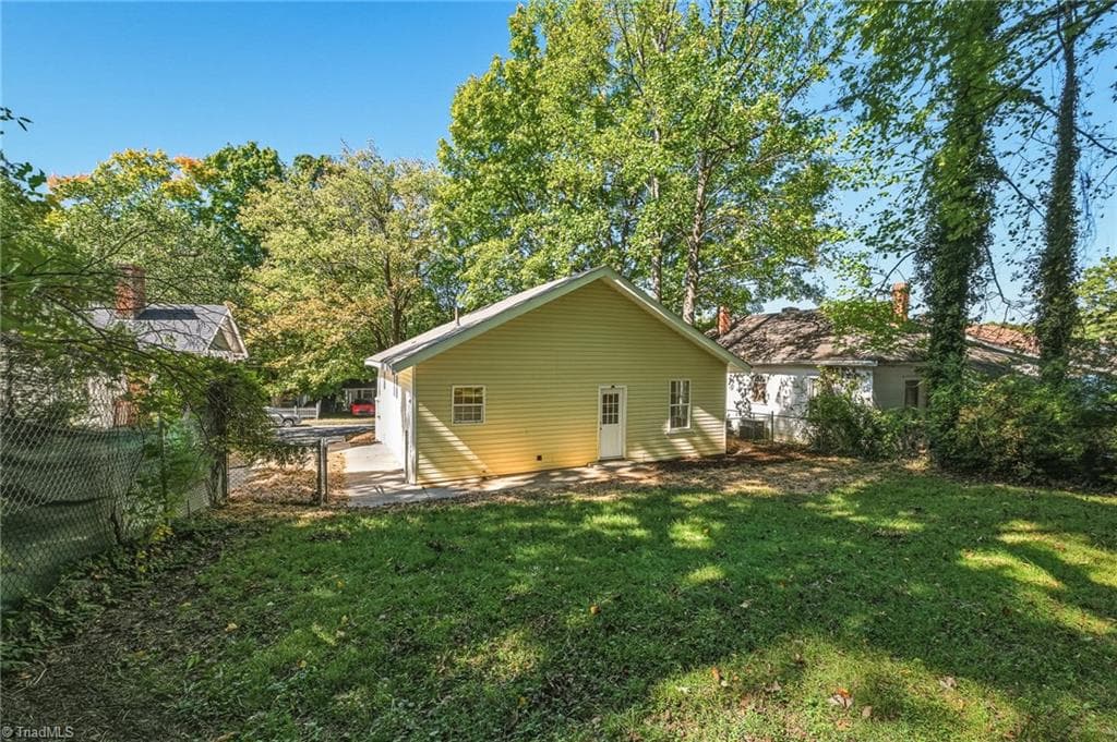 Stick/Site Built at 937 Hutton Street, Winston-Salem NC 27101, Winston-Salem, photo 31 of 33