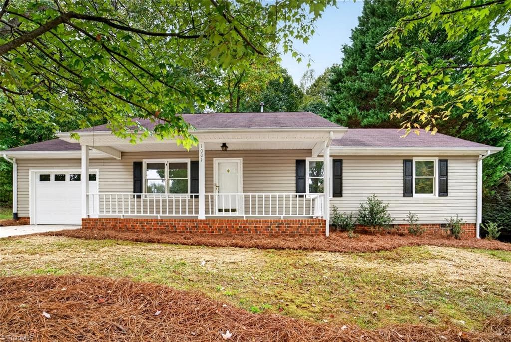 1001 Kings Arms Court, High Point NC 27262