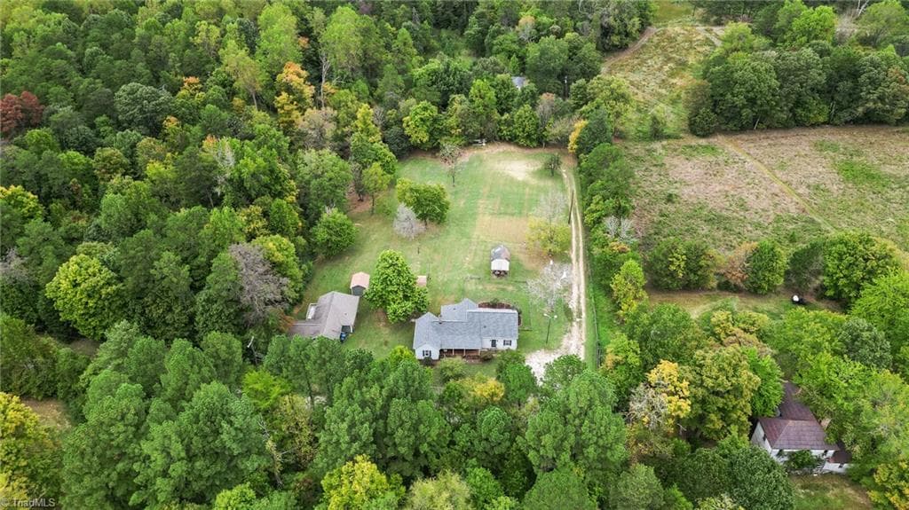 Stick/Site Built at 923 Bales Chapel Road, Jamestown NC 27282, Jamestown, photo 24 of 27