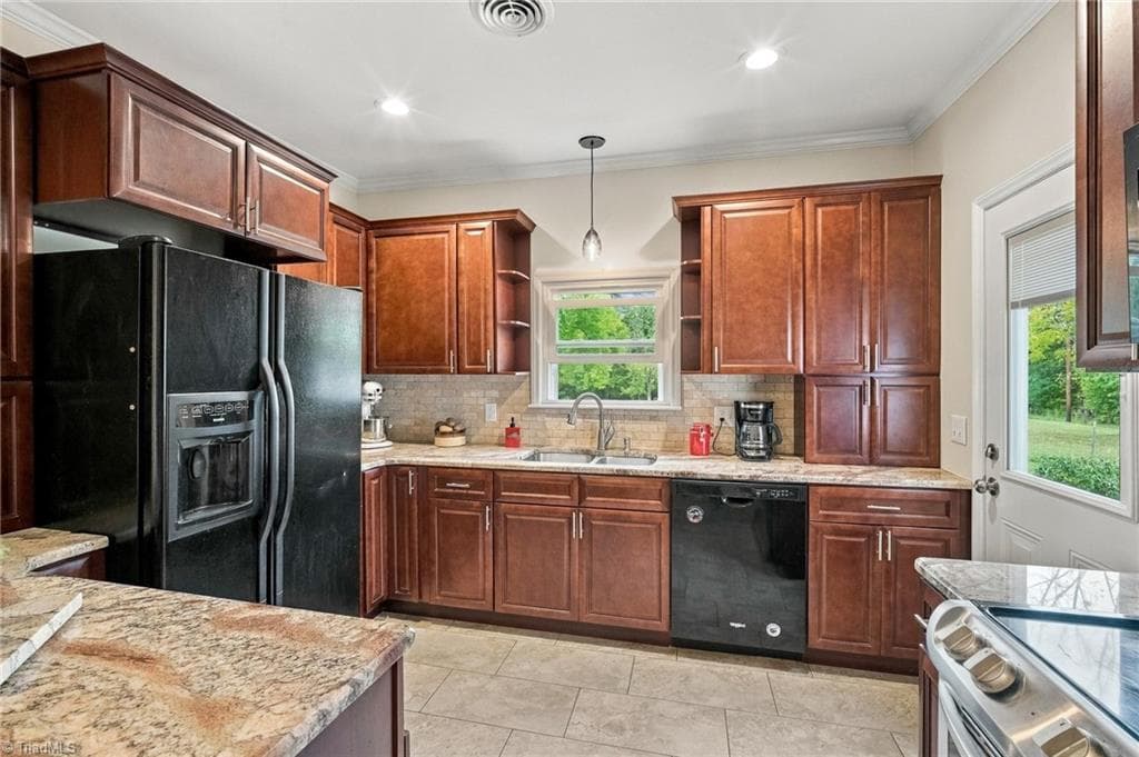 Stick/Site Built at 923 Bales Chapel Road, Jamestown NC 27282, Jamestown, photo 11 of 27