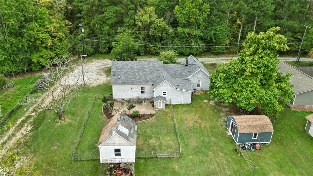 Stick/Site Built at 923 Bales Chapel Road, Jamestown NC 27282, Jamestown, photo 25 of 27