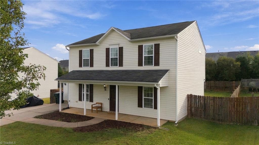 Stick/Site Built at 114 Florida Drive, Thomasville NC 27360, Thomasville, photo 4 of 39