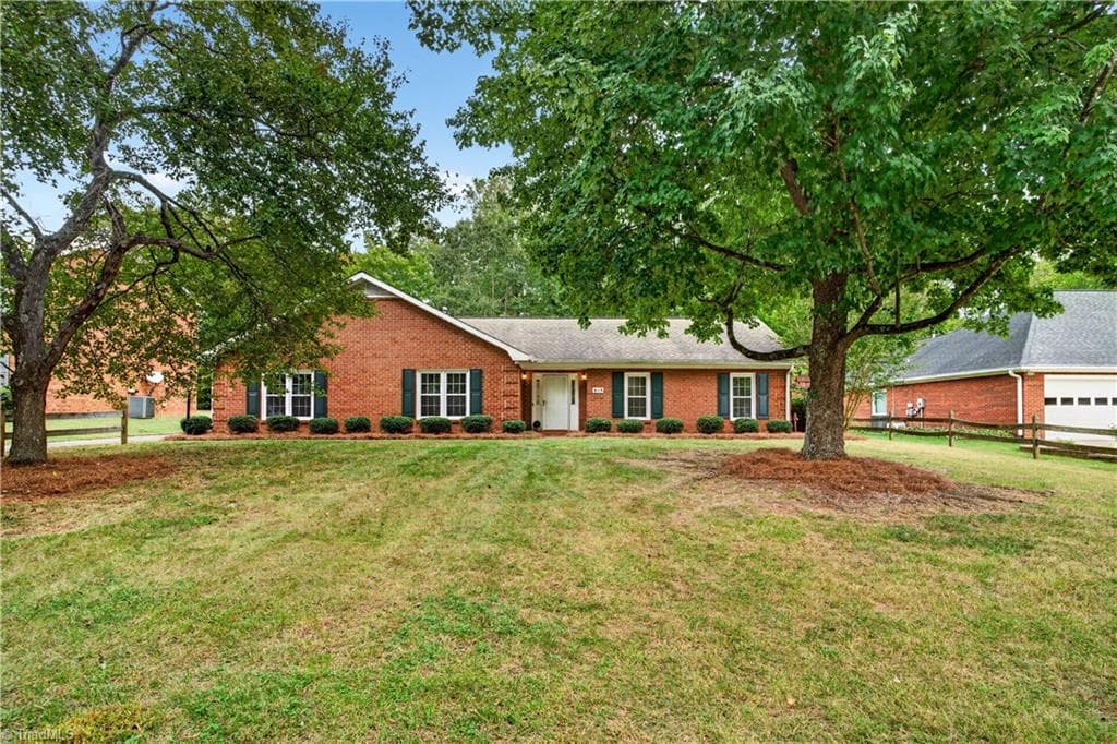 Stick/Site Built at 813 Campbell Glen Lane, Winston-Salem NC 27103, Winston-Salem, photo 43 of 50
