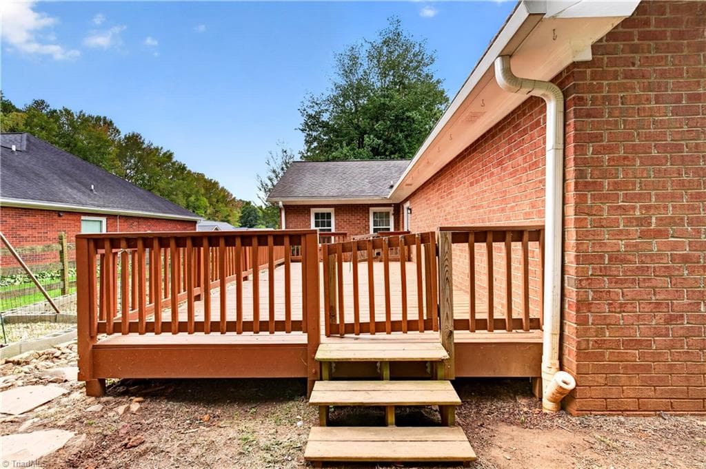 Stick/Site Built at 813 Campbell Glen Lane, Winston-Salem NC 27103, Winston-Salem, photo 41 of 50