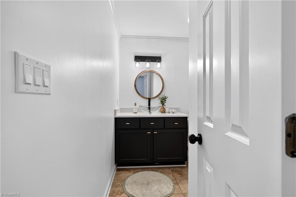 Stick/Site Built at 813 Campbell Glen Lane, Winston-Salem NC 27103, Winston-Salem, photo 35 of 50