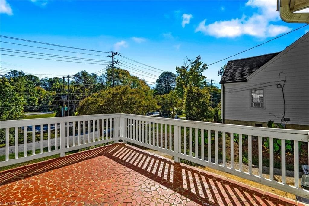 Stick/Site Built at 610 Ashland Drive, Greensboro NC 27403, Greensboro, photo 29 of 33