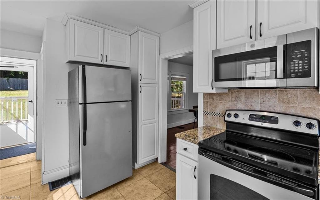 Stick/Site Built at 610 Ashland Drive, Greensboro NC 27403, Greensboro, photo 8 of 33