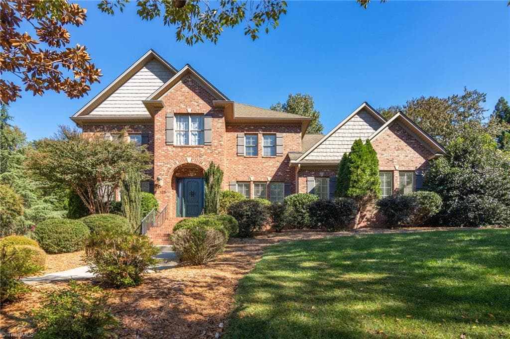 125 Holly Hill Court, Winston-Salem NC 27106