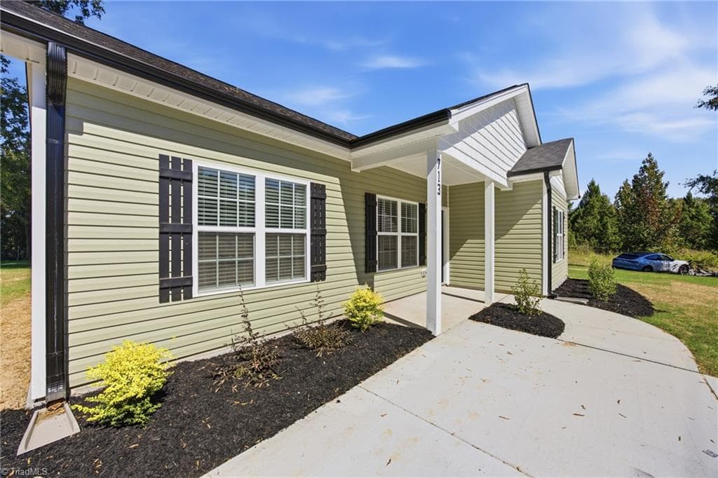 Stick/Site Built at 713 Summey Avenue, High Point NC 27263, High Point, photo 6 of 50