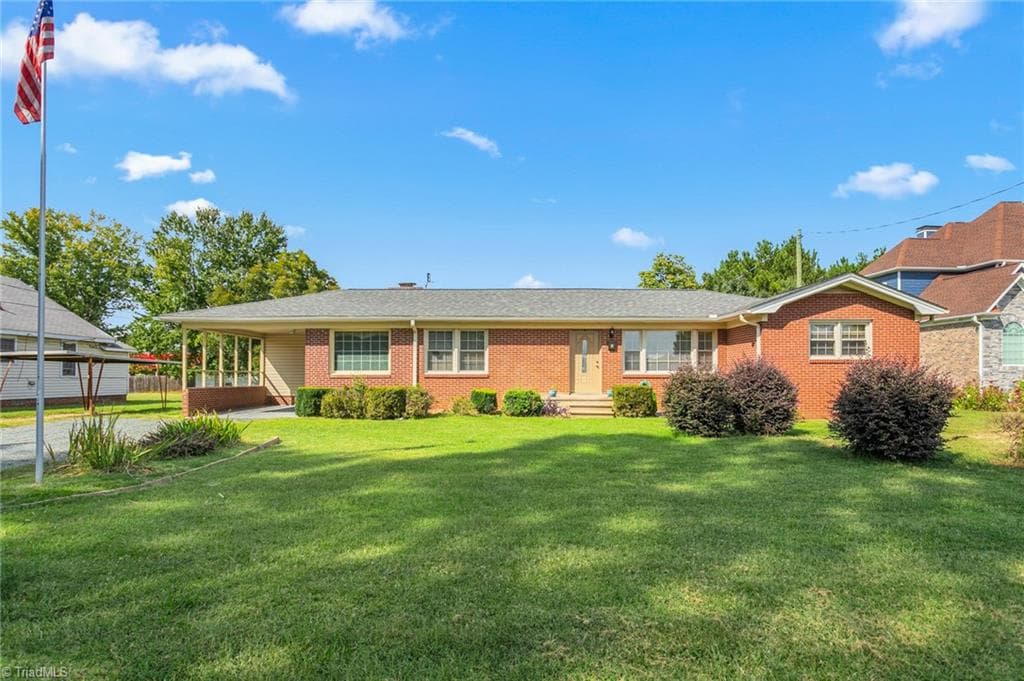 126 Andrews Avenue, Graham NC 27253