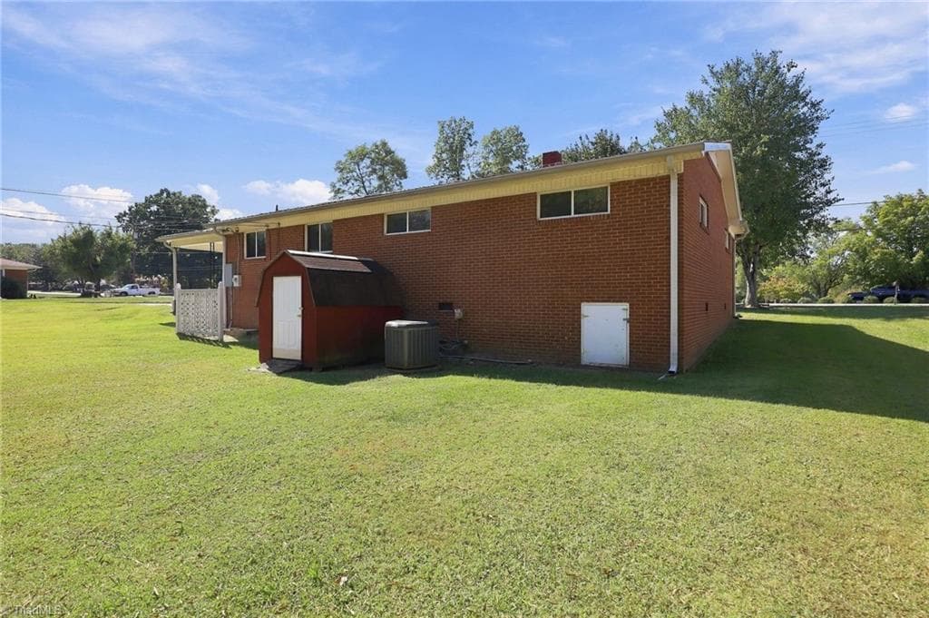 Stick/Site Built at 741 Kennedy Road, Thomasville NC 27360, Thomasville, photo 26 of 34