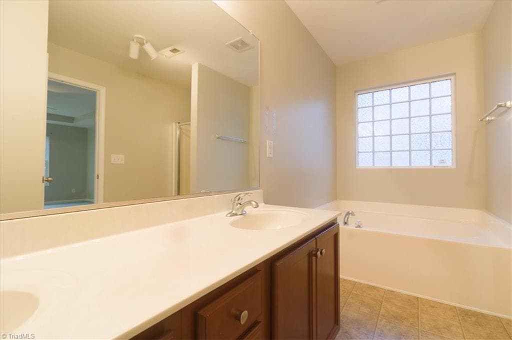 Stick/Site Built at 1402 Torrey Pines Court, Mebane NC 27302, Mebane, photo 19 of 32