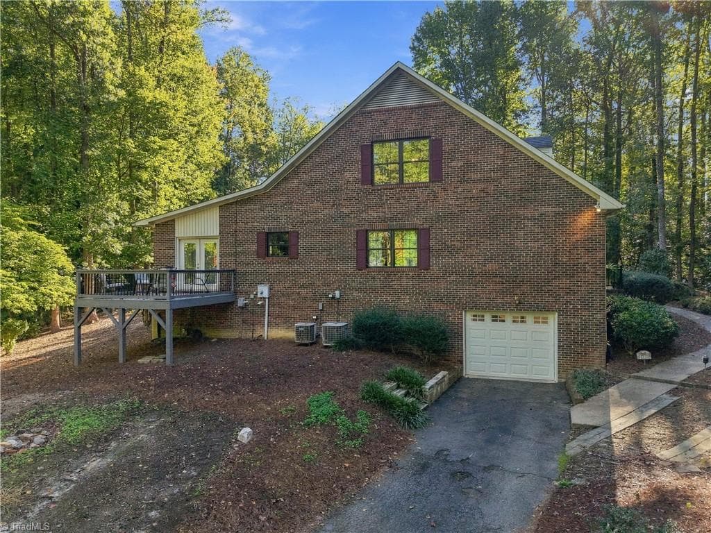 Stick/Site Built at 1320 Pennrose Drive, Reidsville NC 27320, Reidsville, photo 9 of 43