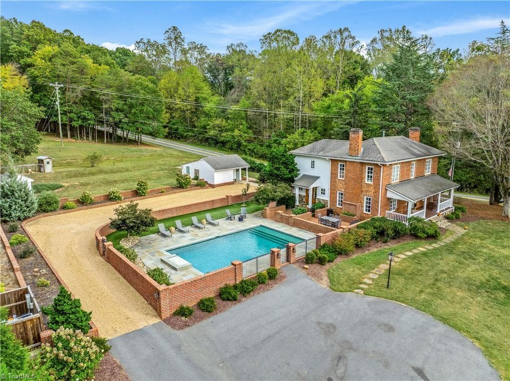 3250 Beroth Road, Pfafftown NC 27040