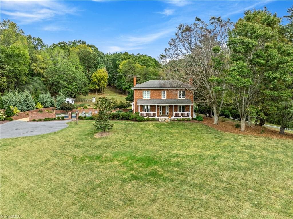 Stick/Site Built at 3250 Beroth Road, Pfafftown NC 27040, Pfafftown, photo 5 of 49