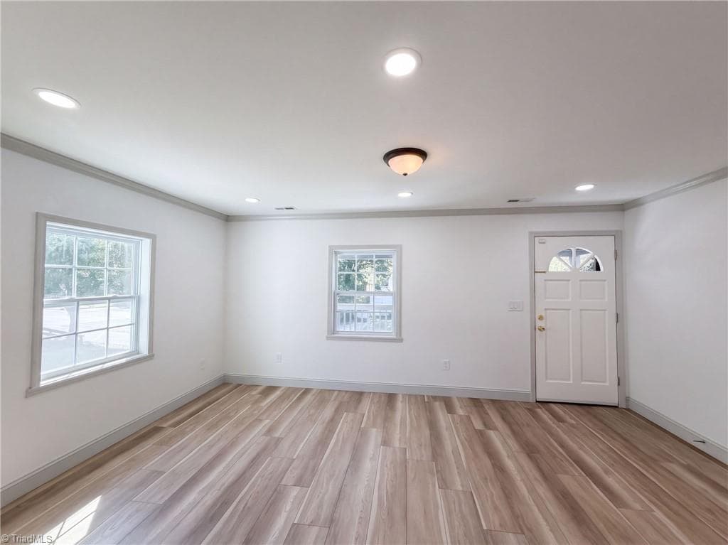 Stick/Site Built at 517 E 27th Street, Winston-Salem NC 27105, Winston-Salem, photo 6 of 41
