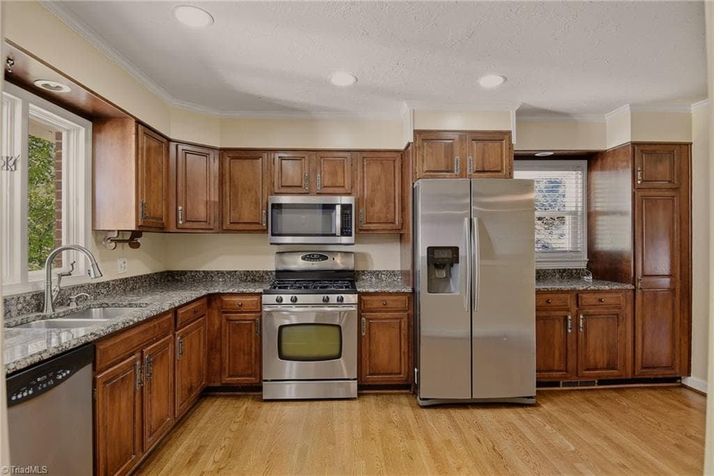 Stick/Site Built at 2980 Kedron Court, Winston-Salem NC 27106, Winston-Salem, photo 13 of 34