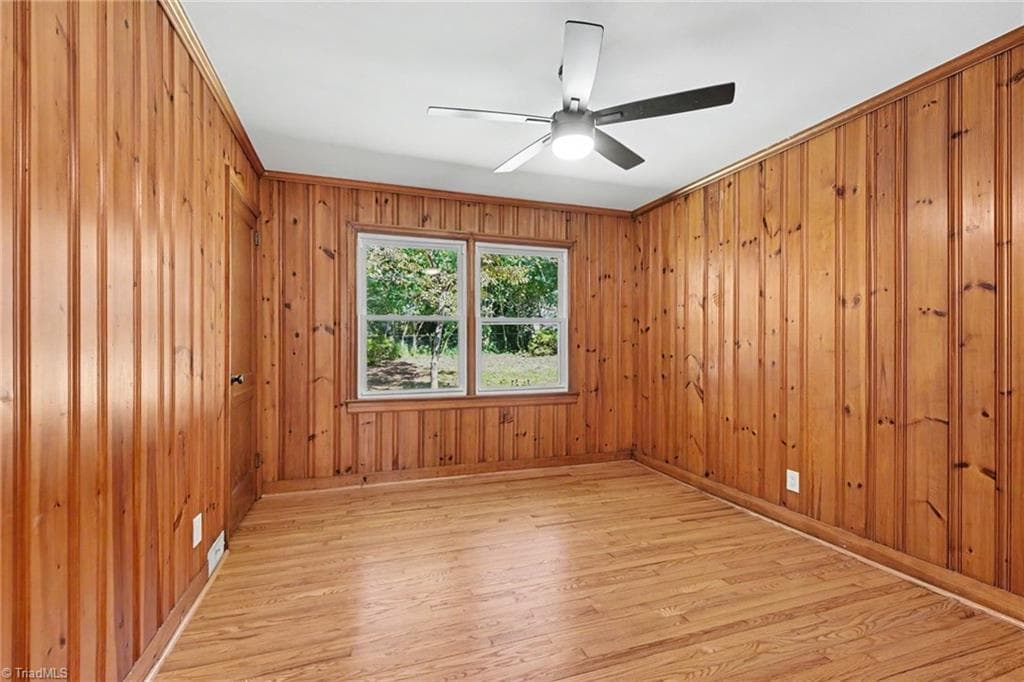Stick/Site Built at 3708 Parkwood Drive, Greensboro NC 27403, Greensboro, photo 13 of 27