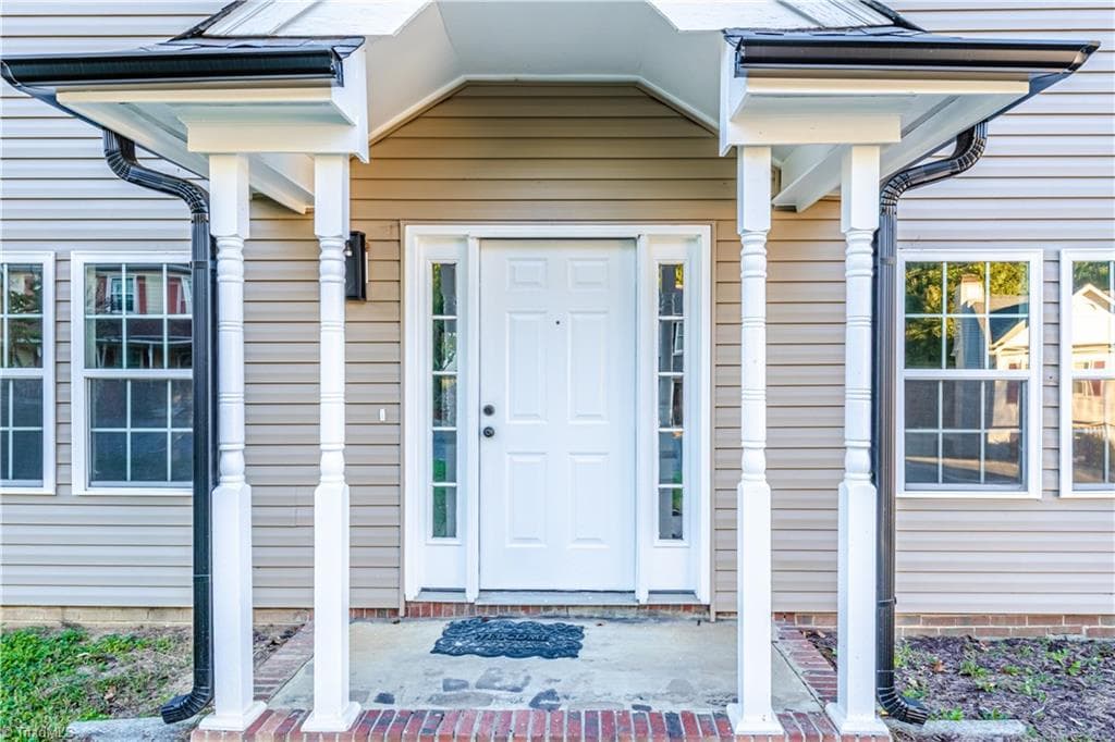 Stick/Site Built at 3 Ivyglen Court, Greensboro NC 27406, Greensboro, photo 7 of 36