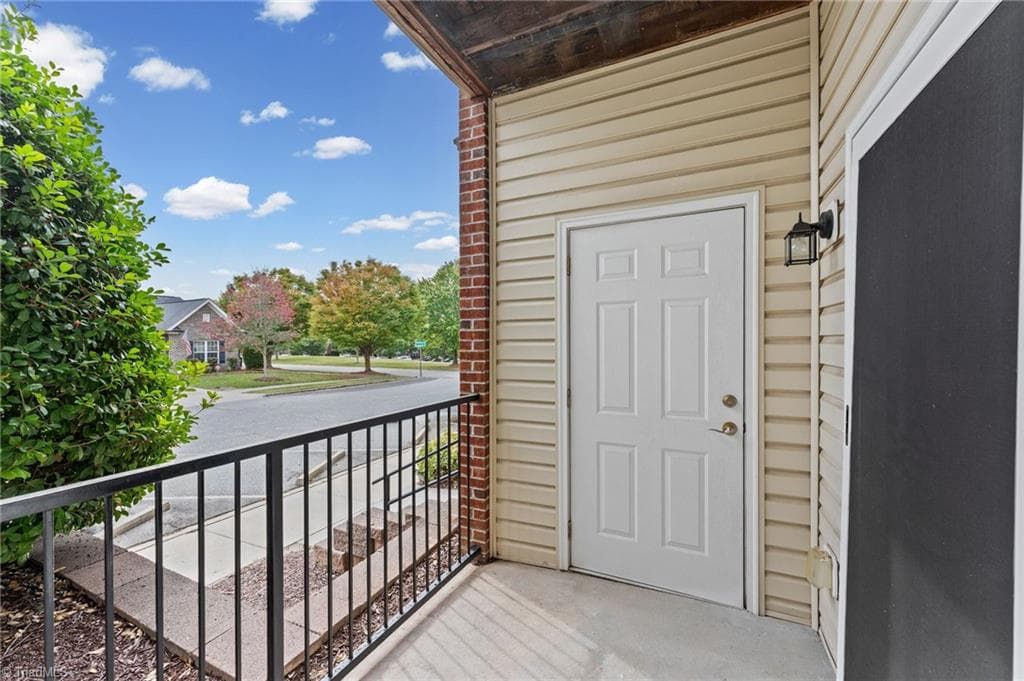 Stick/Site Built at 6831 Hanesbrook Circle # 104, Clemmons NC 27012, Clemmons, photo 36 of 40