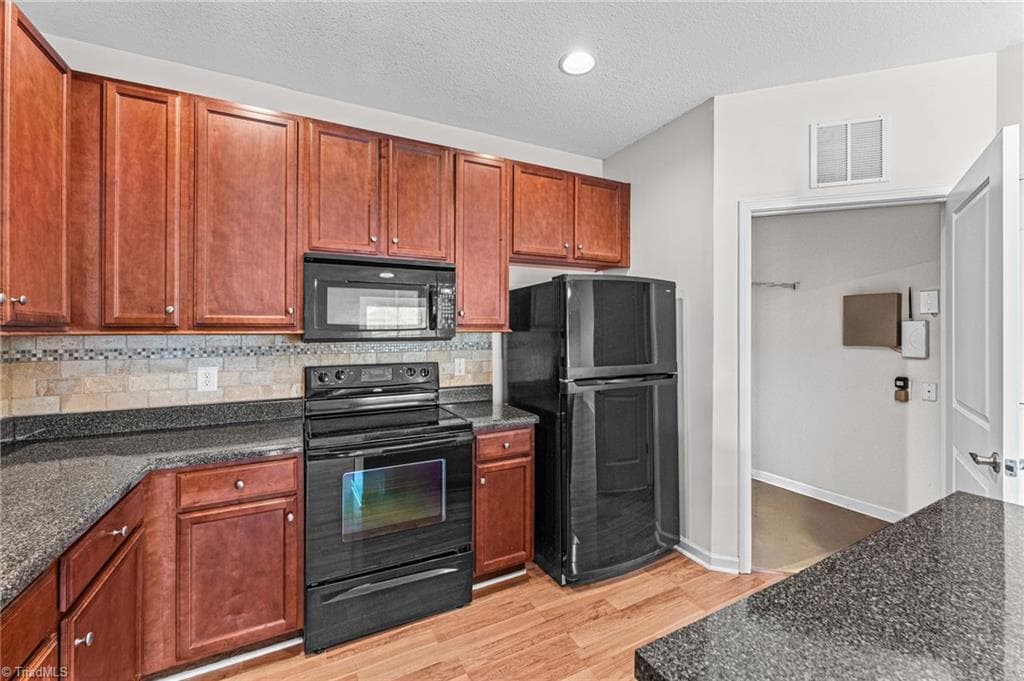 Stick/Site Built at 6831 Hanesbrook Circle # 104, Clemmons NC 27012, Clemmons, photo 11 of 40
