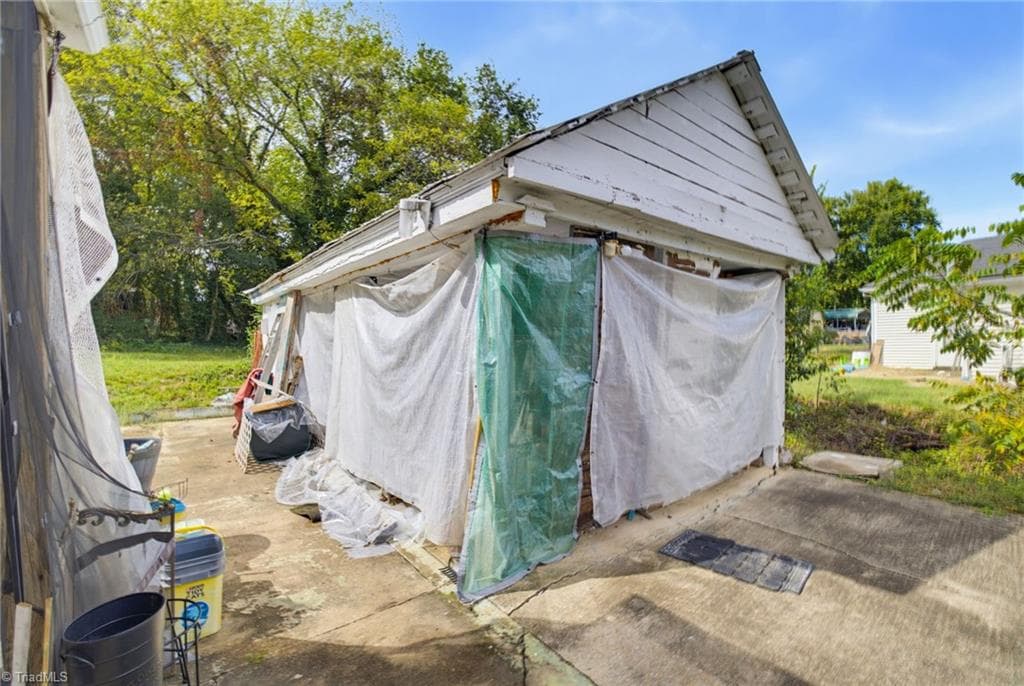 Stick/Site Built at 413 Greenwood Street, Eden NC 27288, Eden, photo 23 of 29