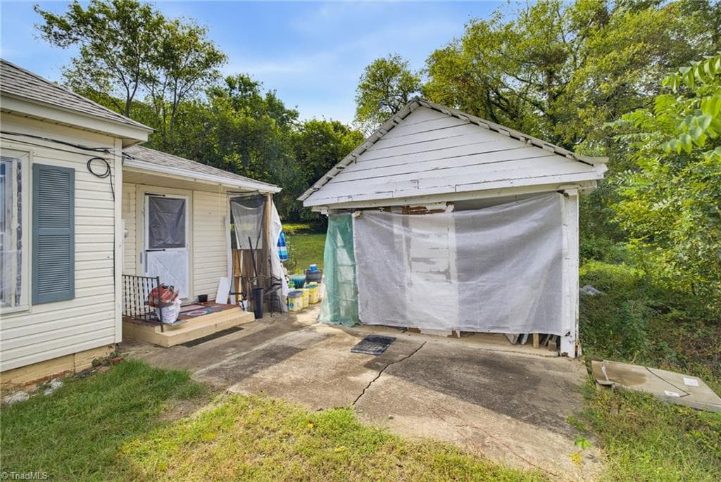 Stick/Site Built at 413 Greenwood Street, Eden NC 27288, Eden, photo 24 of 29