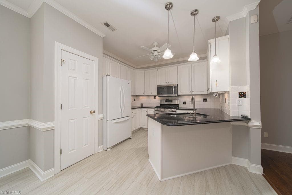 Stick/Site Built at 1340 Whitworth Court, Kernersville NC 27284, Kernersville, photo 8 of 27